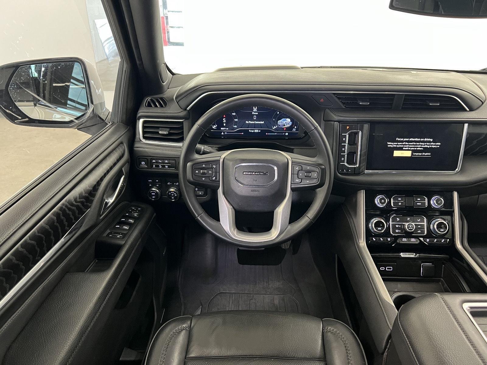 2023 GMC Yukon Denali - Photo 30