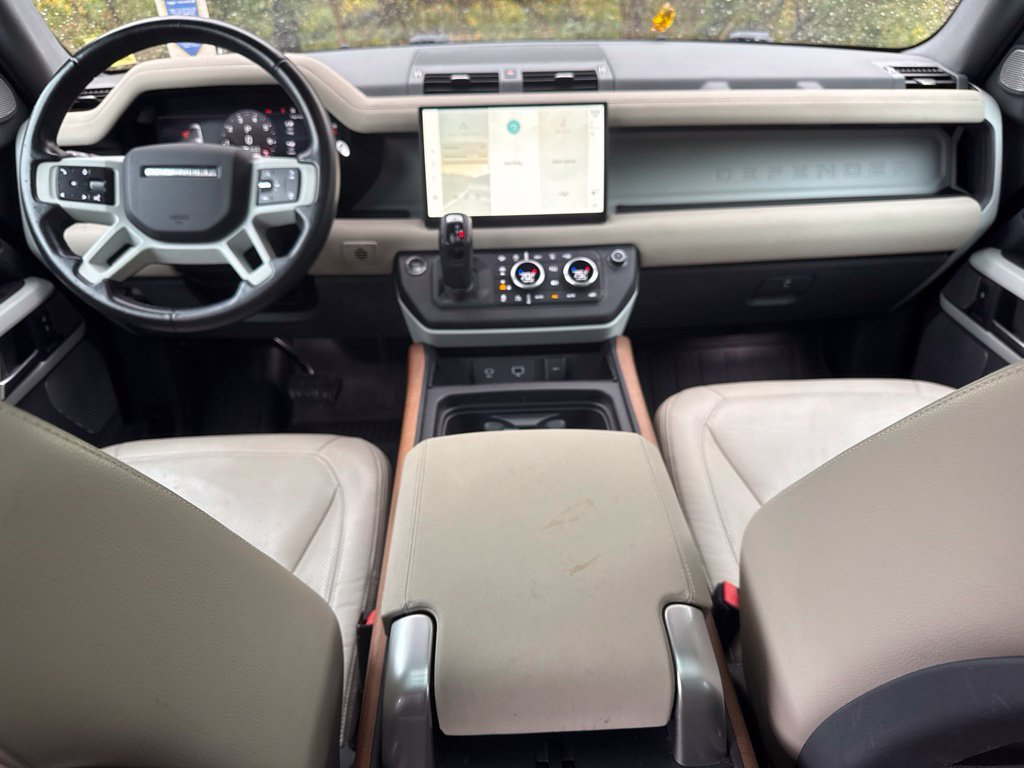 Used 2023 Black Land Rover SE image 15