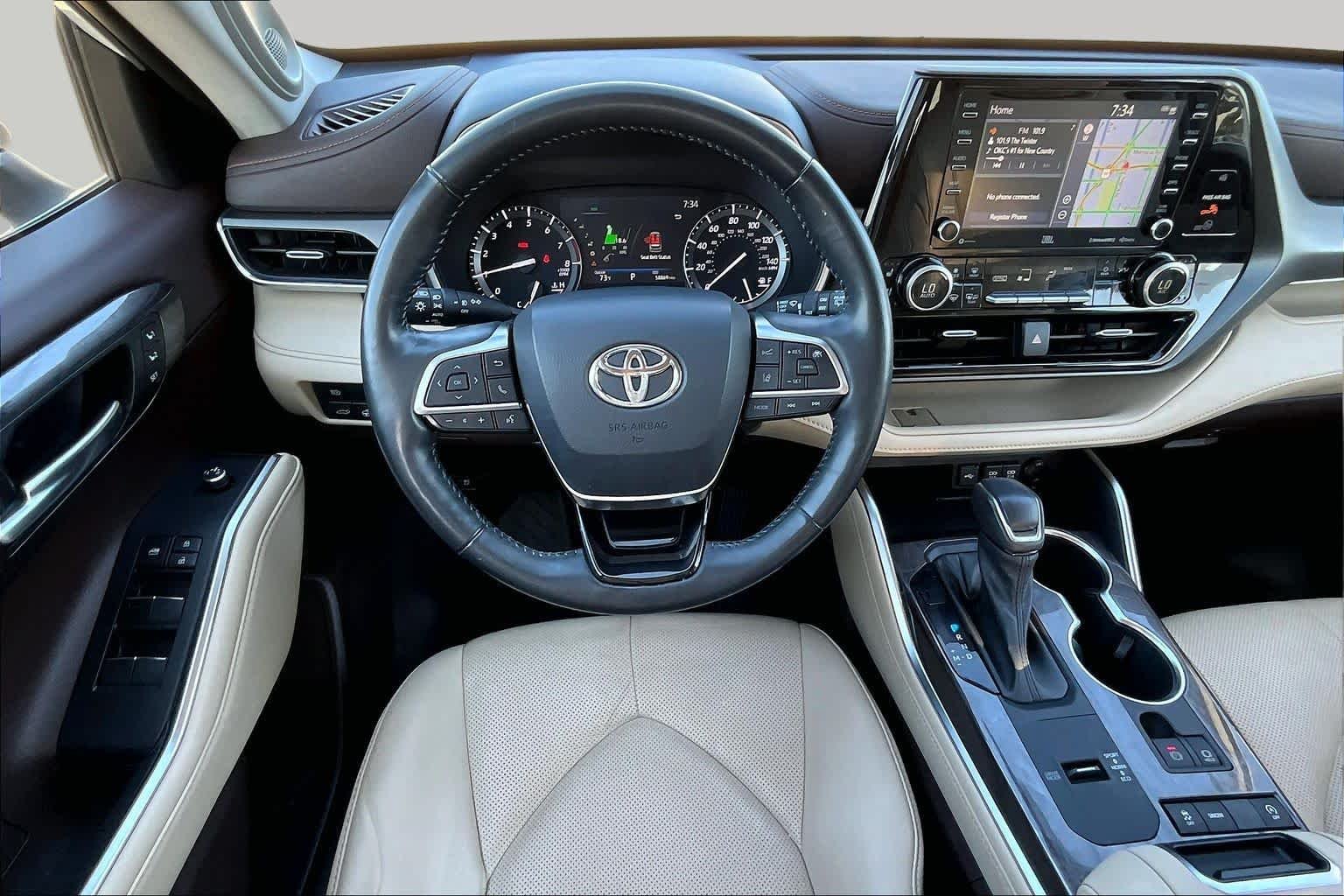 Used 2021 Blizzard Pearl Toyota Limited image 6