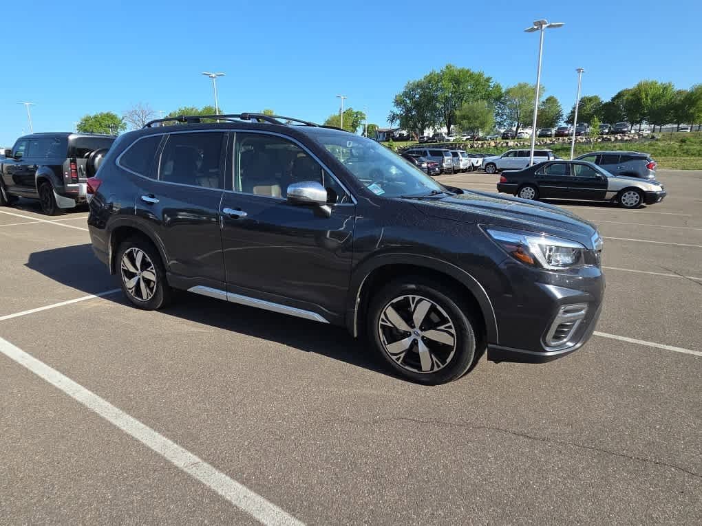 Used 2019 Subaru Forester Touring with VIN JF2SKAWC5KH445706 for sale in Vadnais Heights, Minnesota