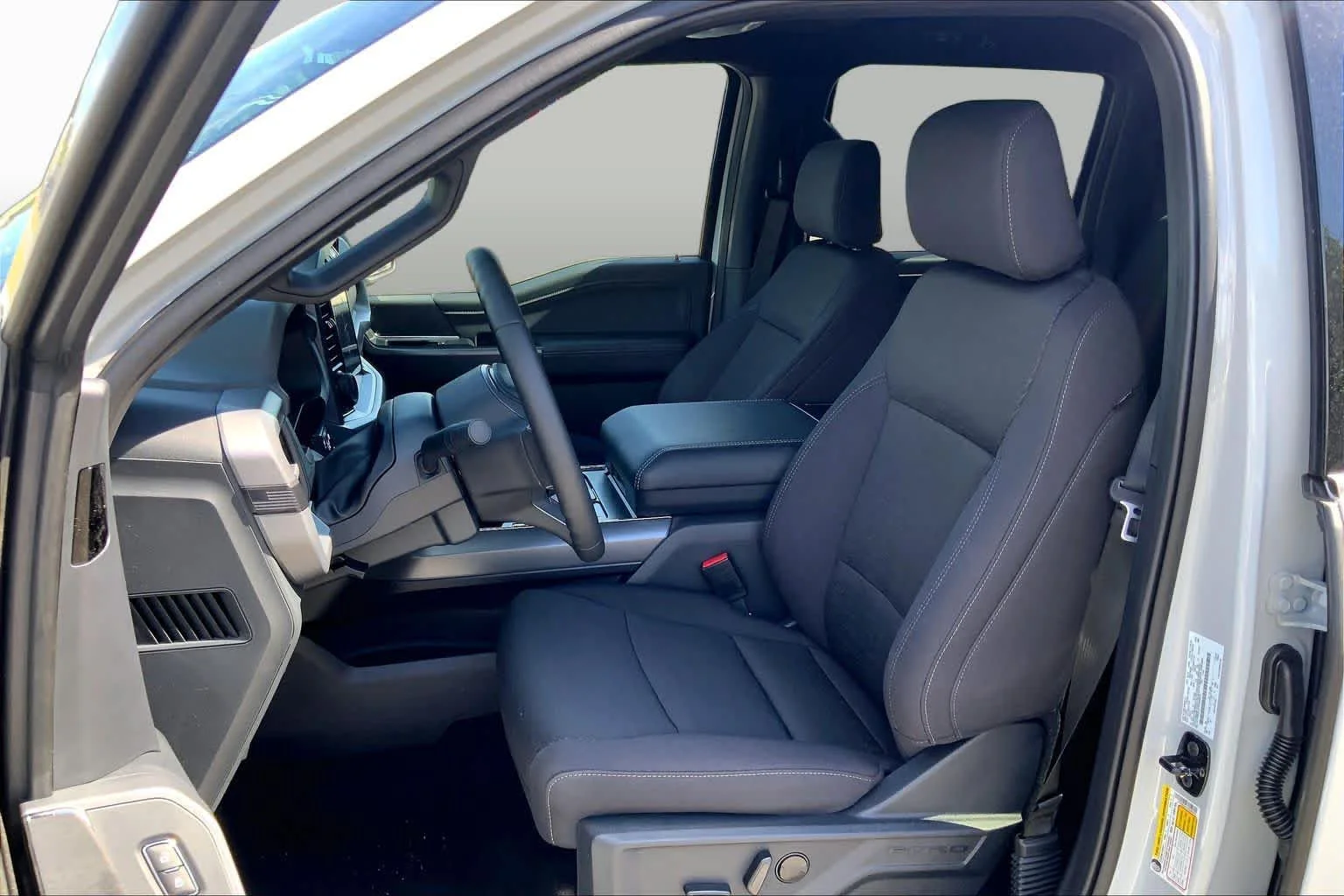 New 2026 Avalanche Ford XLT image 13
