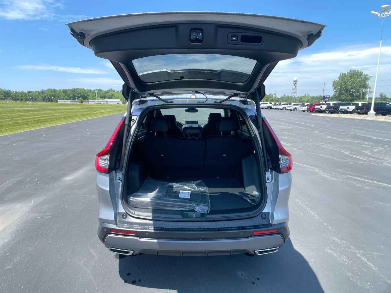New 2026 Solar Silver Metallic Honda AWD Sport-L Hybrid image 26