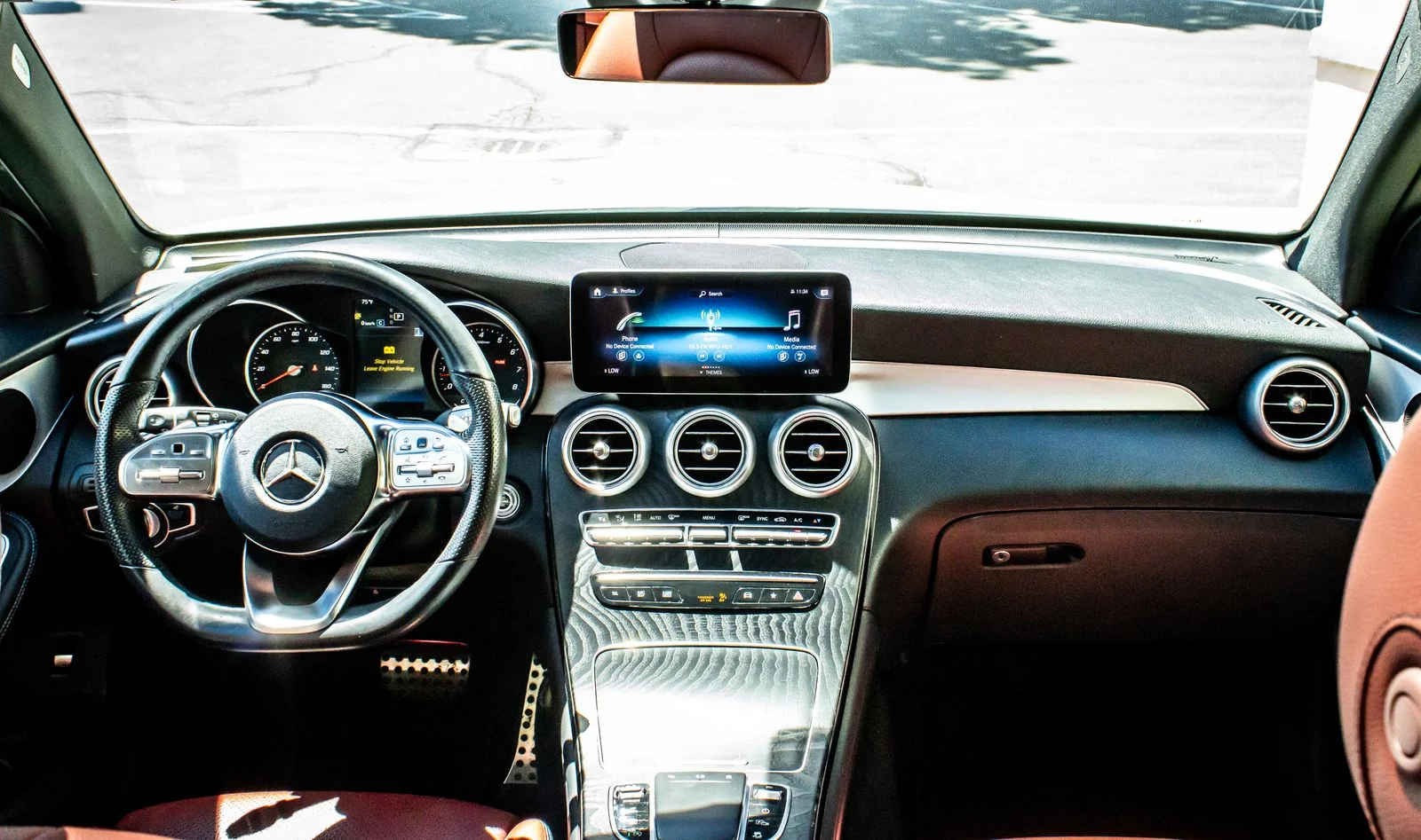 Used 2022  Mercedes-Benz GLC 300 image 15