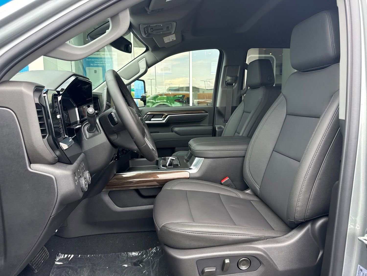 New 2026 Sterling Gray Metallic Chevrolet LT Trail Boss with Safety - Leather - Convenience I & II - Heat - Remote Start - Plow Prep - Z71 Off-Road image 16