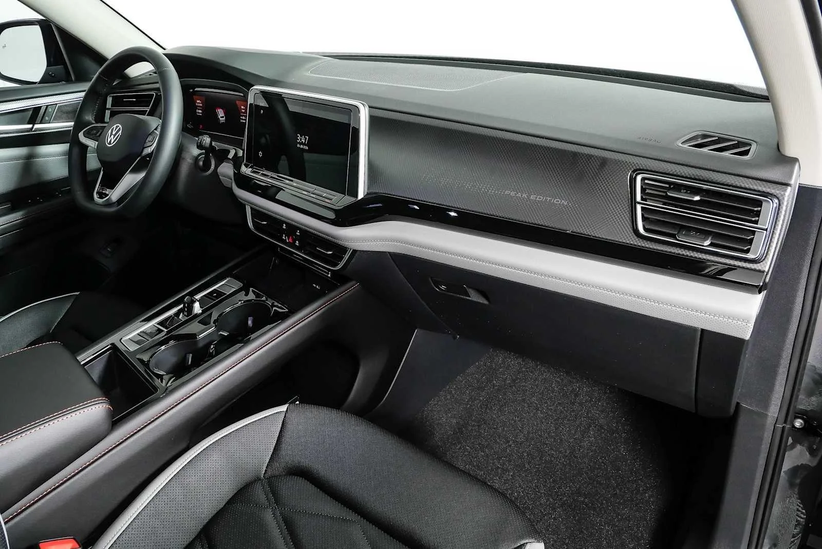 New 2026 Pure Gray Volkswagen 2.0T Peak Edition image 23