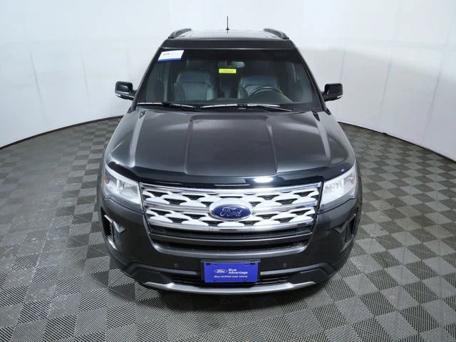 Certified Used 2018 Gray Ford XLT image 3