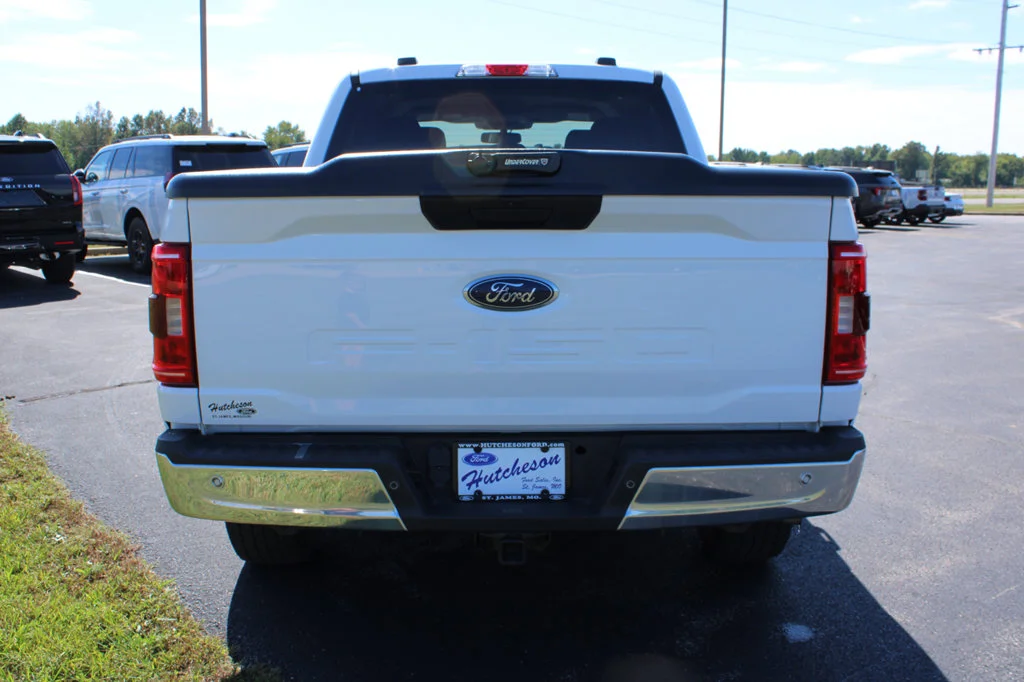 Used 2021 Oxford White Ford XLT image 11