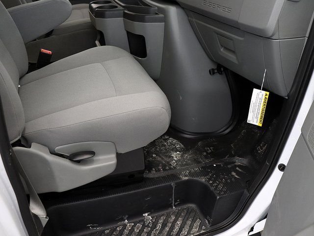 2025 Ford E-Series Cutaway Base - Photo 14