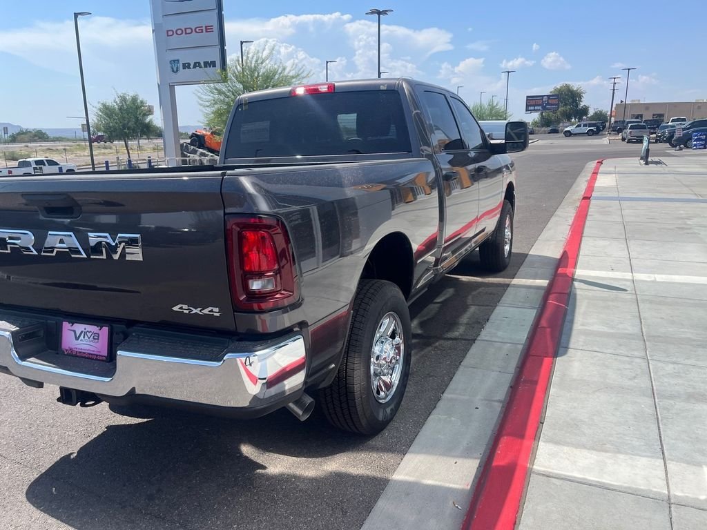 2025 RAM 2500 Tradesman - Photo 12