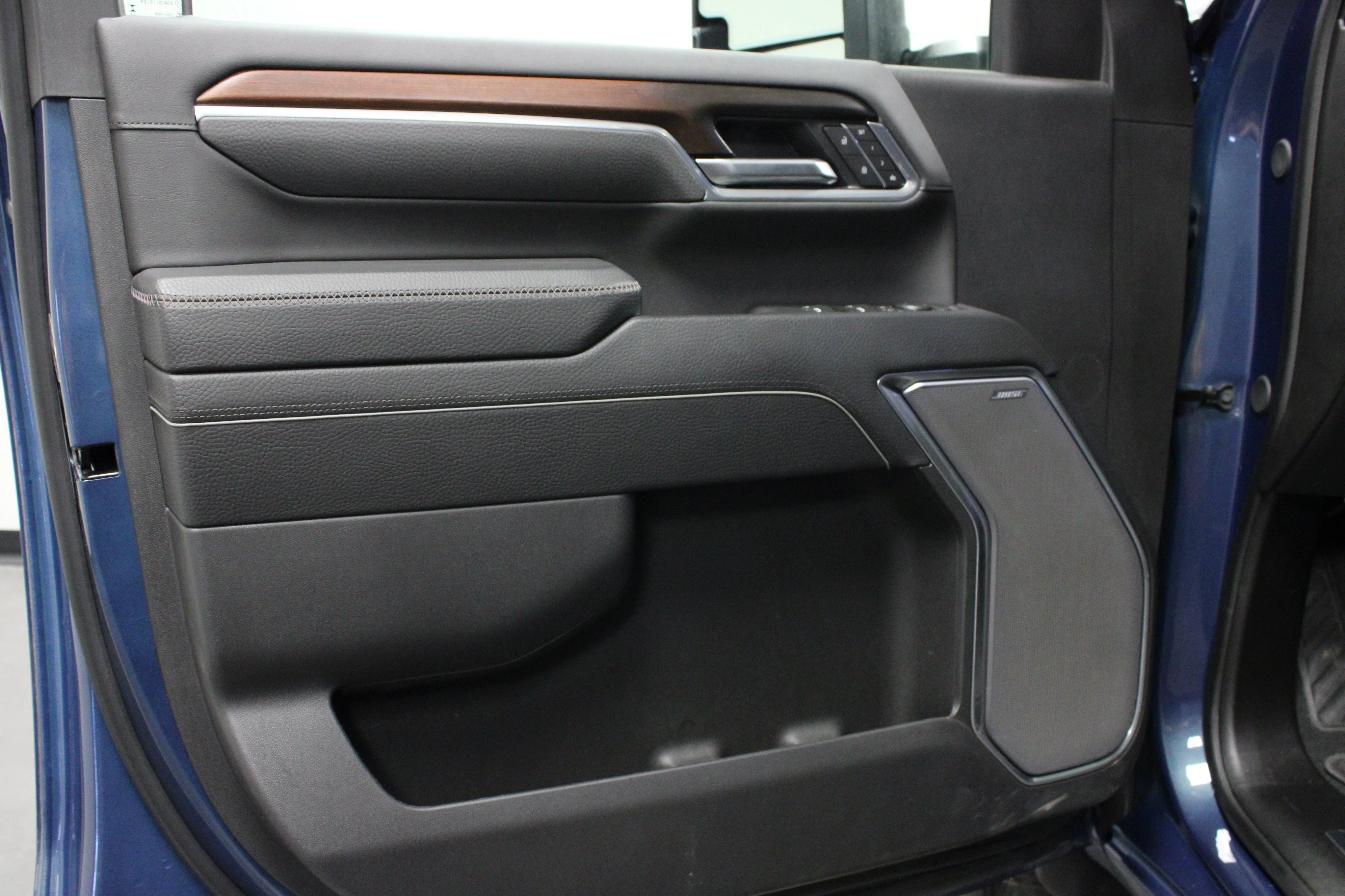 Used 2026 Downpour Metallic GMC Denali image 11