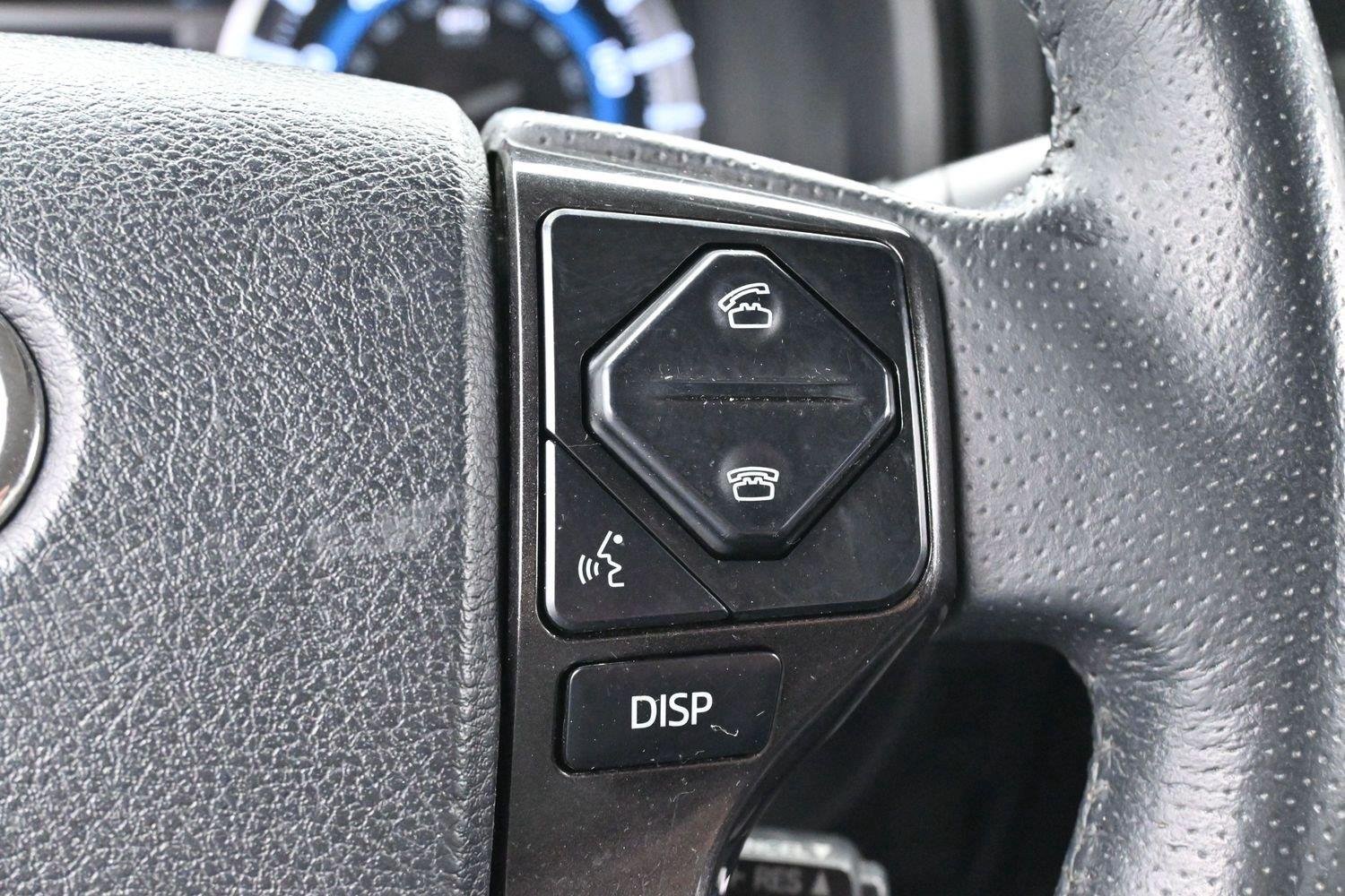 Used 2019 Nautical Blue Metallic Toyota SR5 image 19