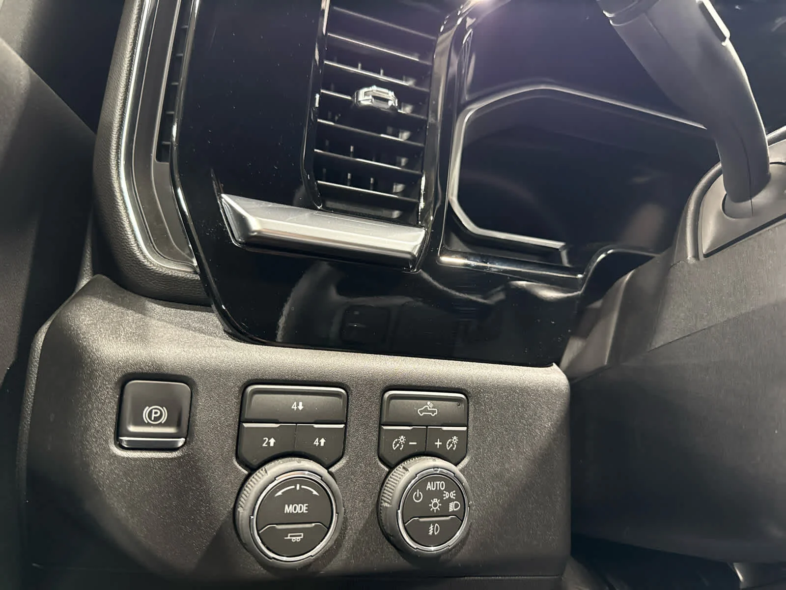 Used 2026 Sterling Gray Metallic Chevrolet LT image 23