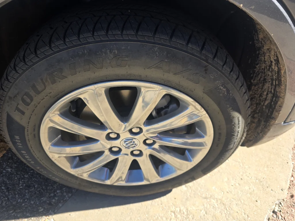 Used 2020 Satin Steel Metallic Buick Essence image 20