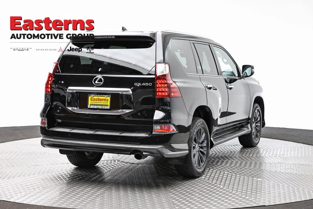 Used 2022 Black Lexus 460 image 8