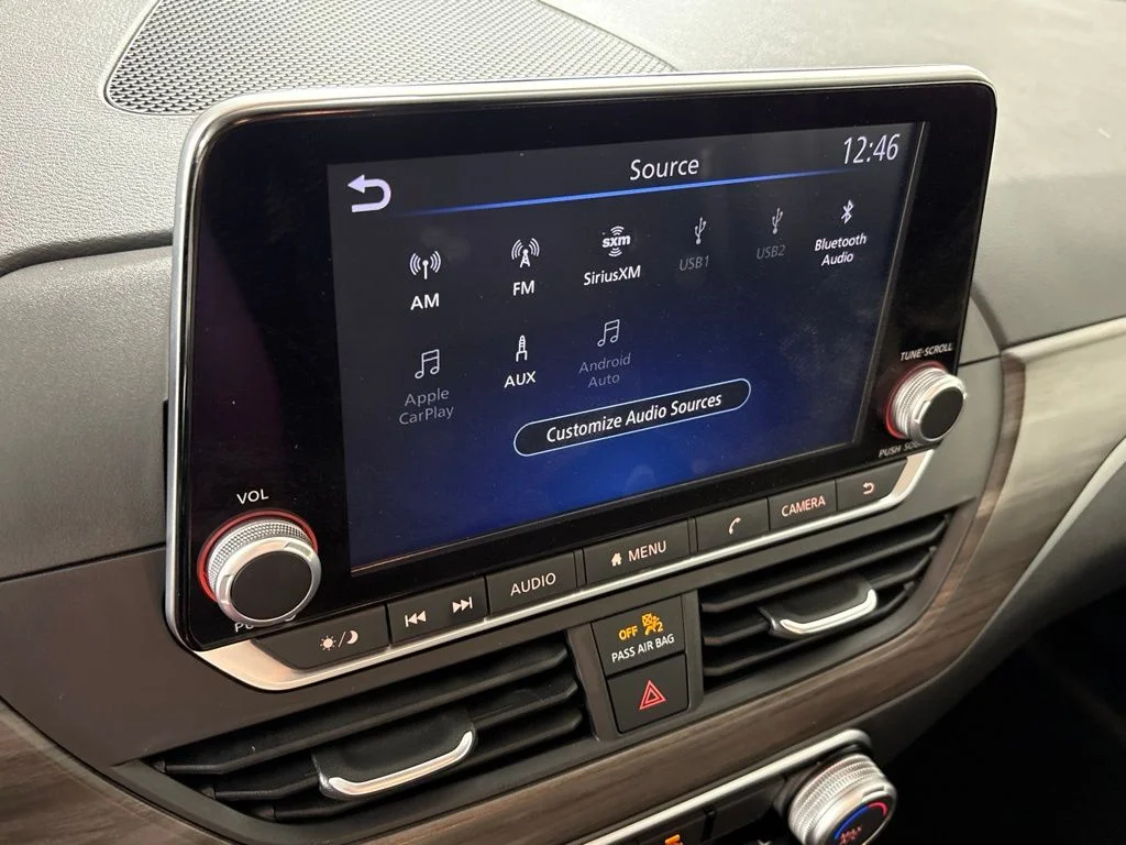 Used 2024 Black Nissan 2.5 SV image 39