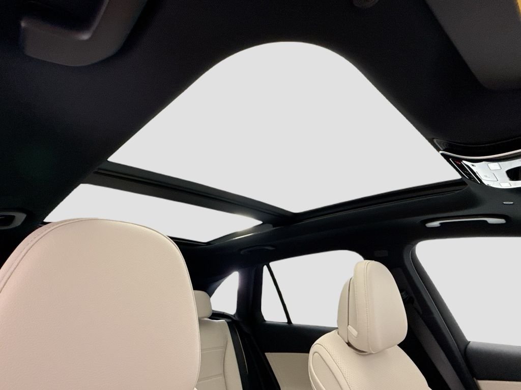 New 2026 Black Mercedes-Benz GLC 300 image 18