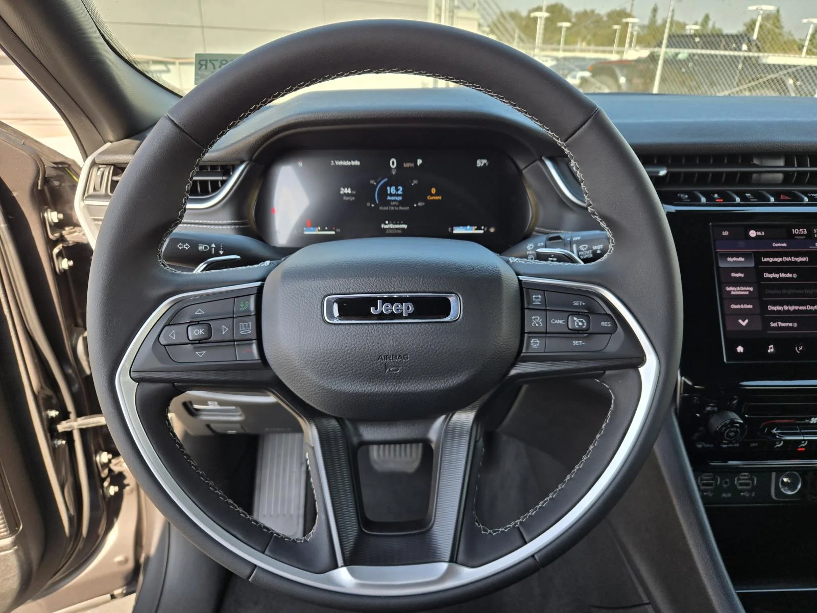 2025 Jeep Grand Cherokee Laredo - Photo 16