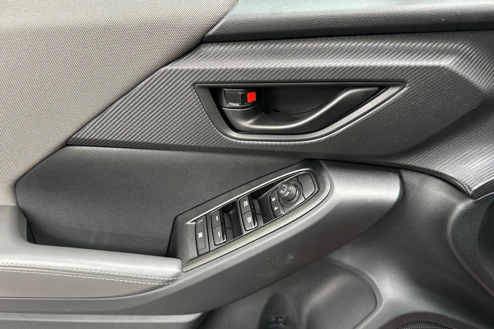 New 2026 CRYSTAL WHITE PEARL Subaru Premium image 12
