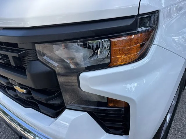 Used 2025 White Chevrolet WT image 11