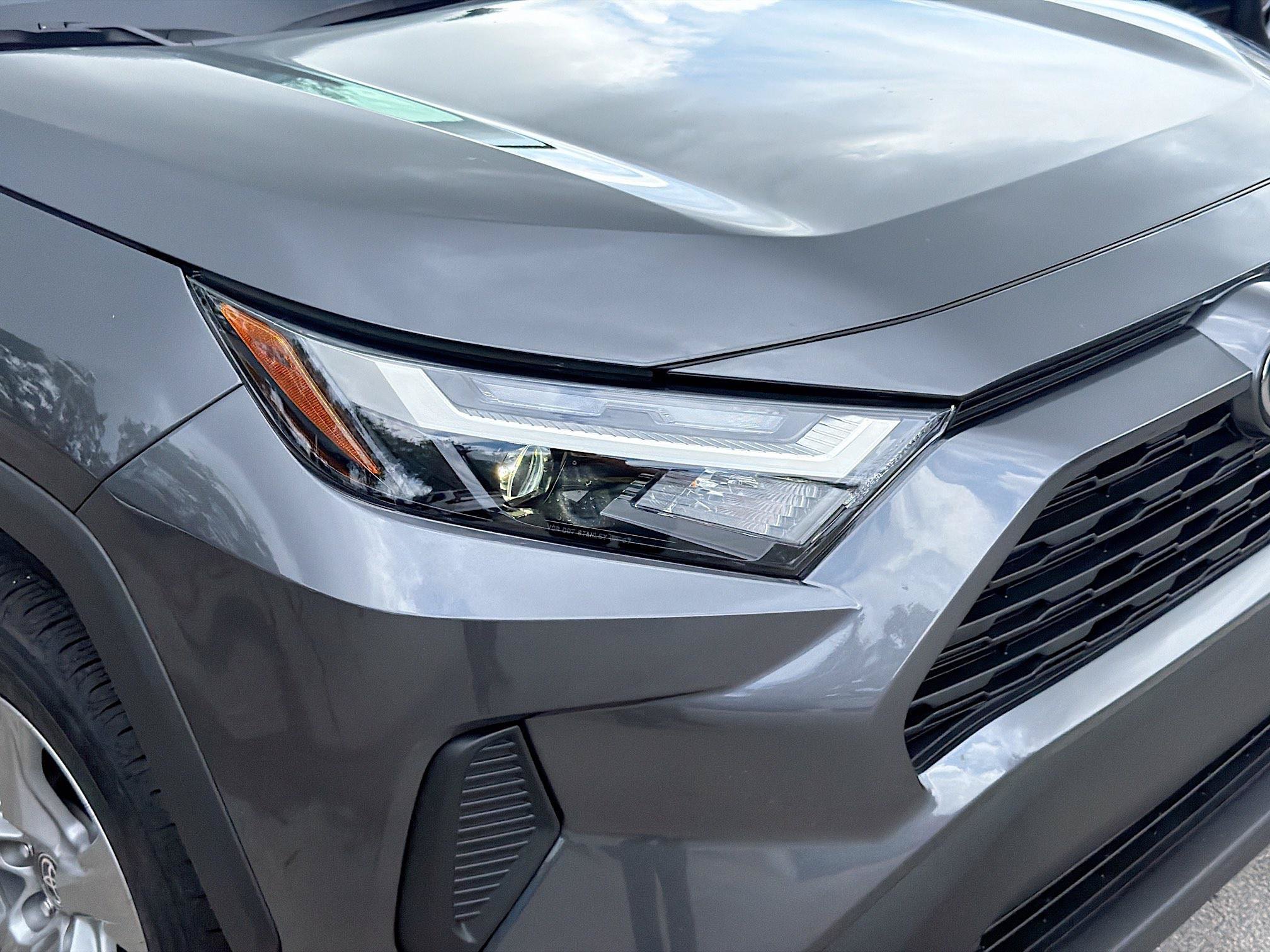Used 2025 Magnetic Gray Metallic Toyota Hybrid XLE image 34