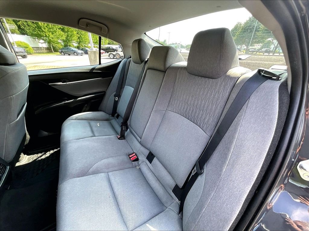 Used 2025  Toyota LE image 15