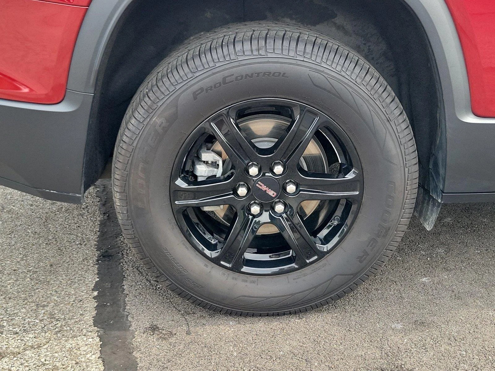 Used 2023 VOLCANIC RED TINTCOAT GMC AT4 image 5