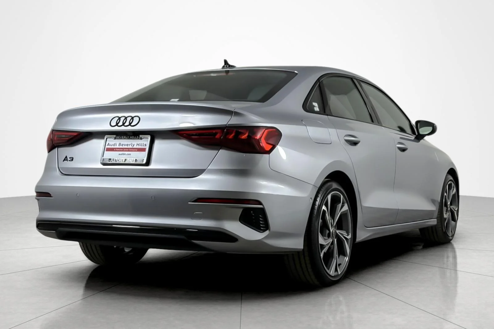 Used 2023 Florett Silver Metallic Audi Premium 40 TFSI image 5