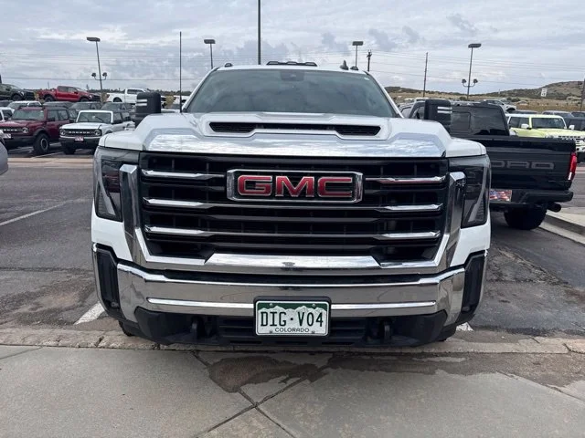 Used 2025 White GMC SLE image 2