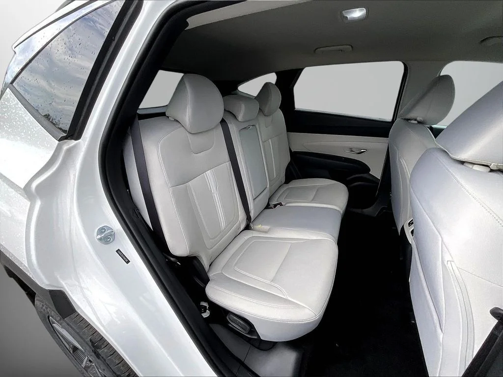 New 2026 White Hyundai SEL image 9