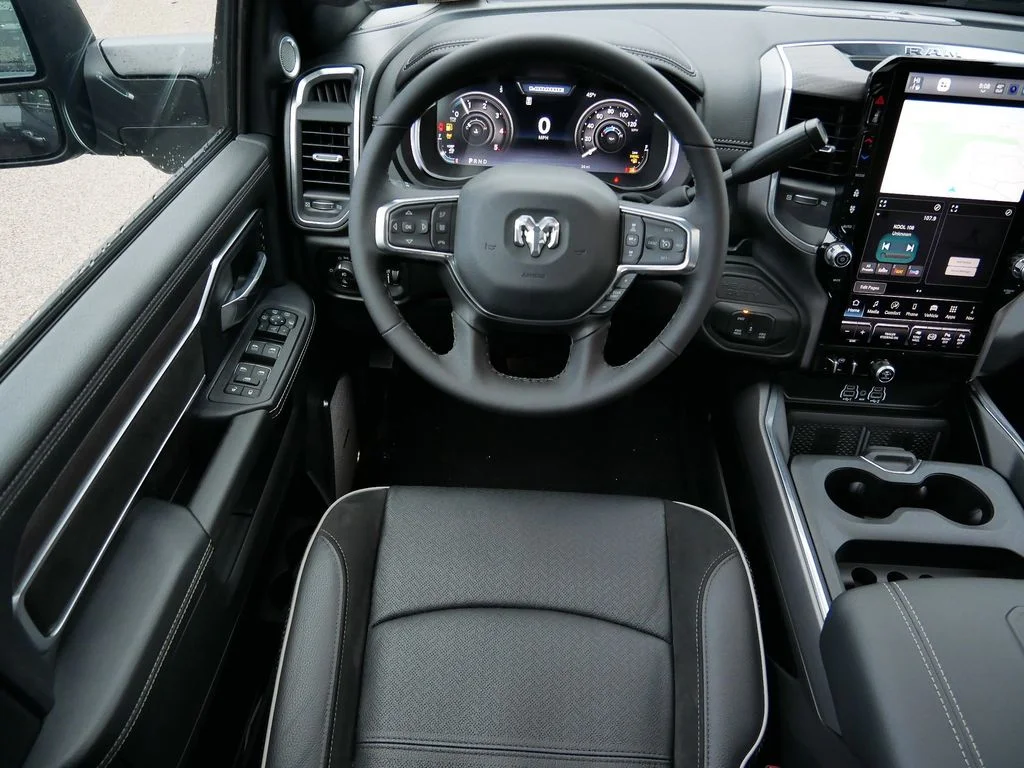 2026 RAM 2500 Laramie - Photo 18