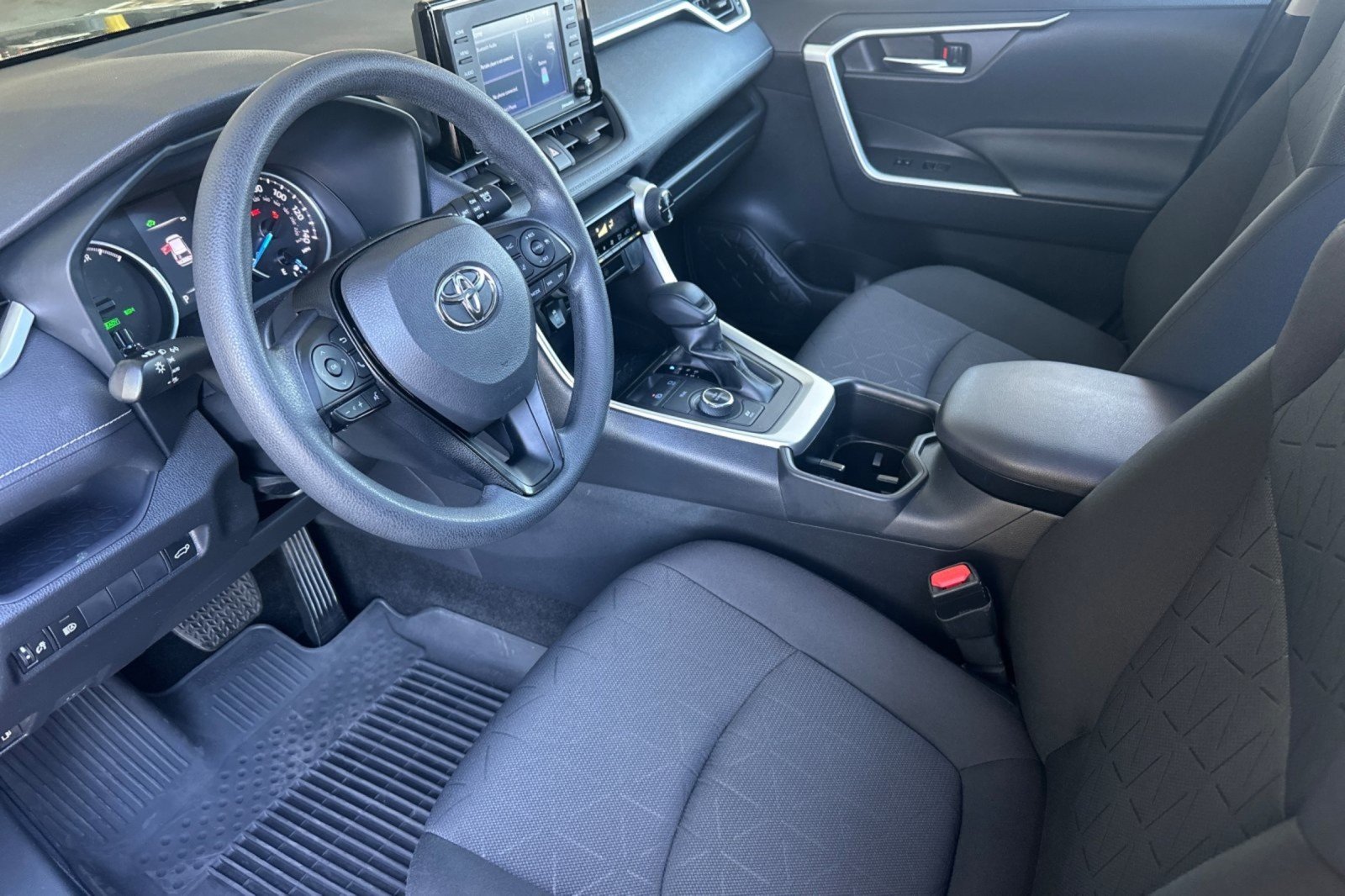 Certified Used 2022 MAGNETIC GRAY Toyota Hybrid XLE image 9