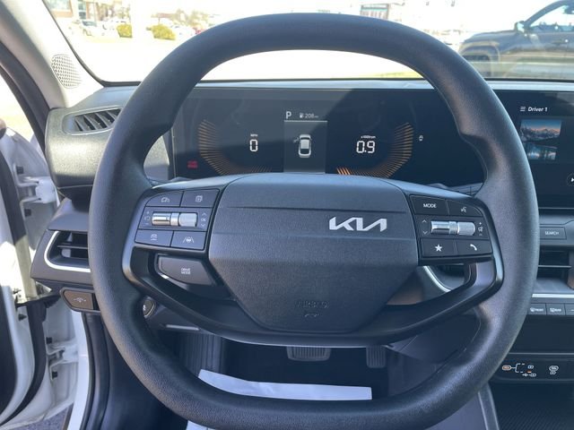 2025 Kia K4 LXS - Photo 19