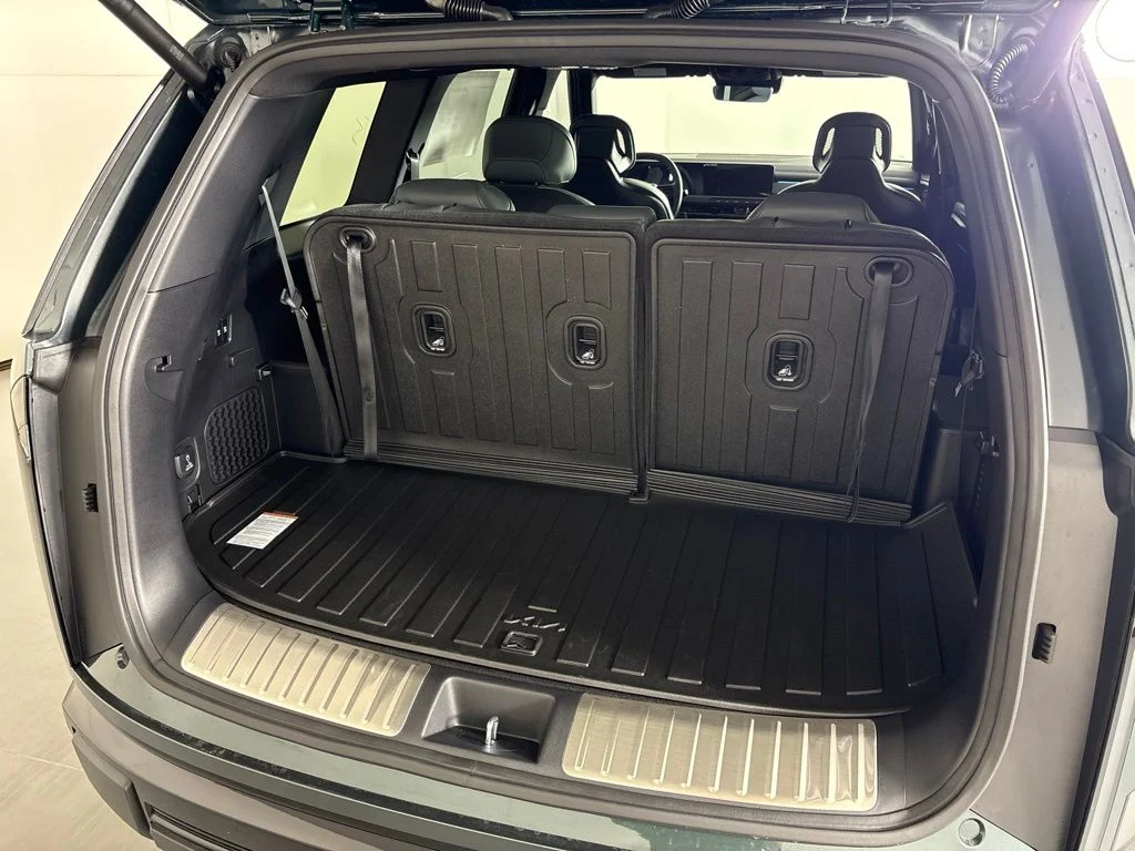New 2027 Black Jade Green Kia X-LINE SX image 25