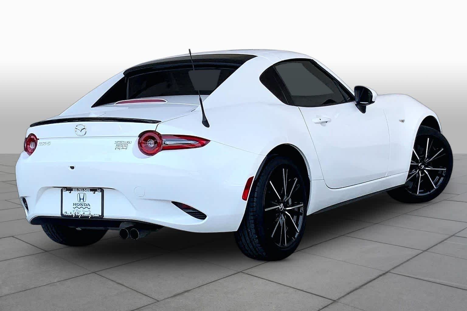 Used 2025 Snowflake White Pearl Mica Mazda Grand Touring image 13