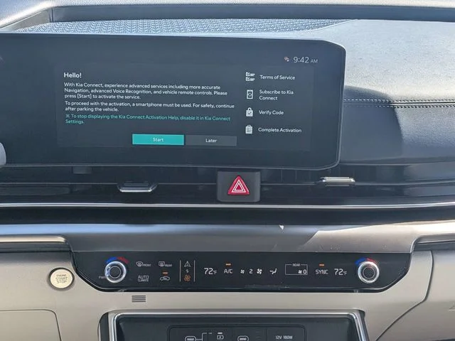 New 2026 Snow White Pearl Kia SX image 18