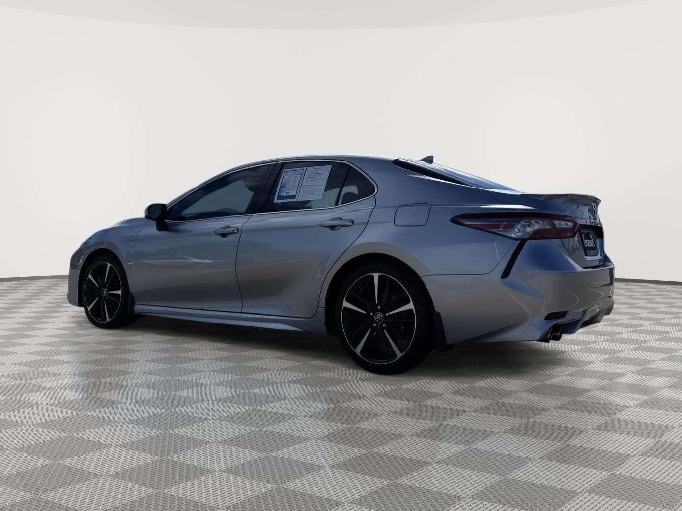 Used 2018 Celestial Silver Metallic Toyota XSE image 5