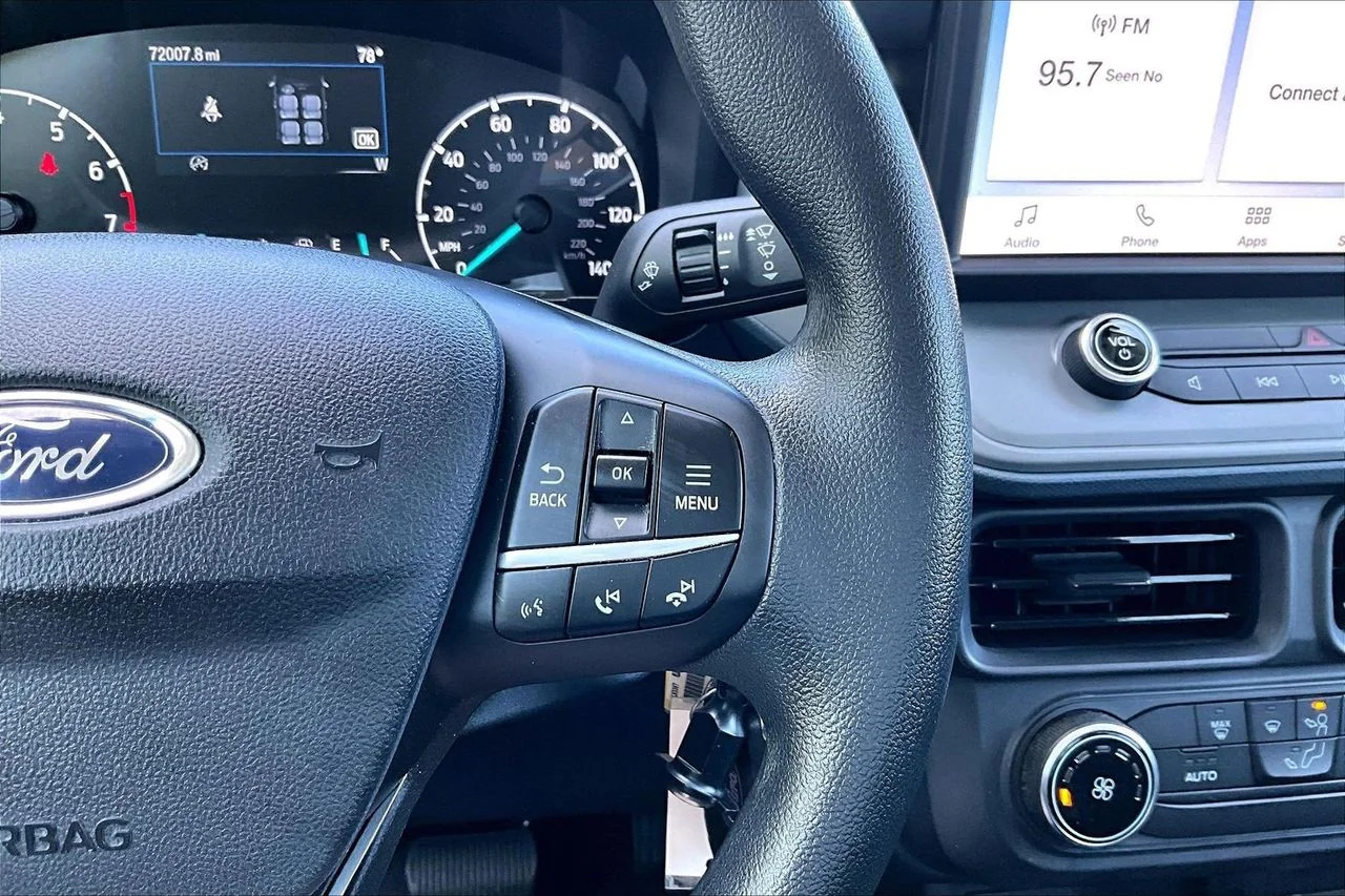 Used 2022 Blue Ford XL image 27