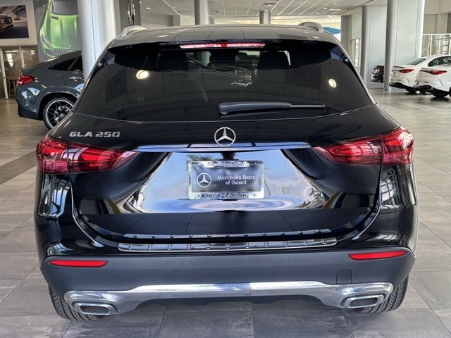2025 Mercedes Benz GLA 250 photo 4