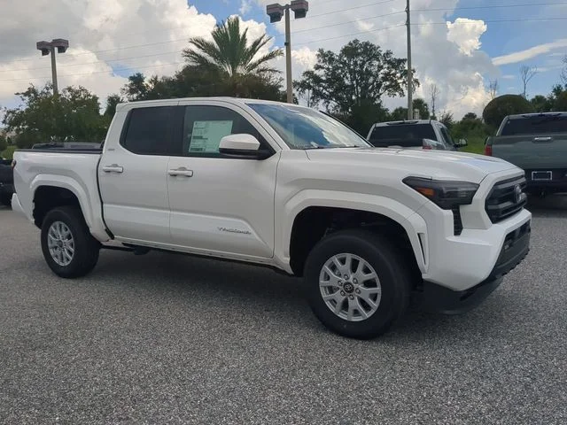 New 2026 Ice Cap Toyota SR5 image 2
