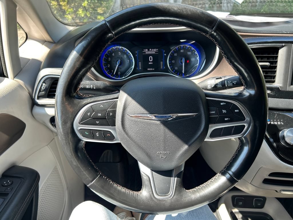 2019 Chrysler Pacifica Touring L - Photo 12