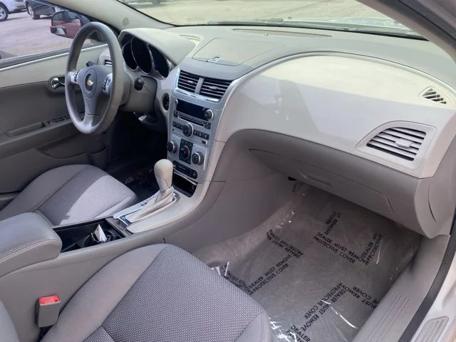Used 2012 Silver Chevrolet LT image 26