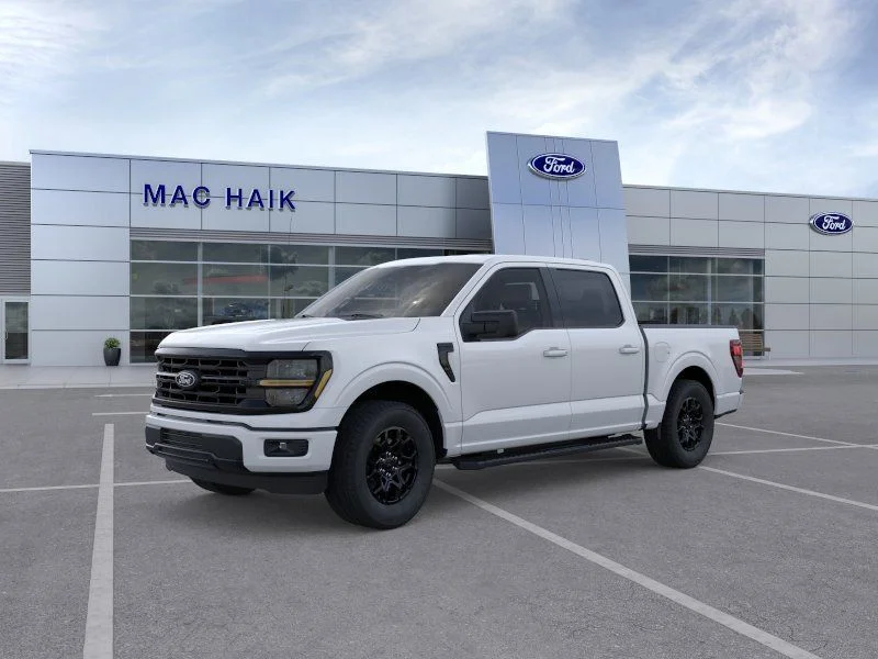 New 2026 Oxford White Ford XLT image 1
