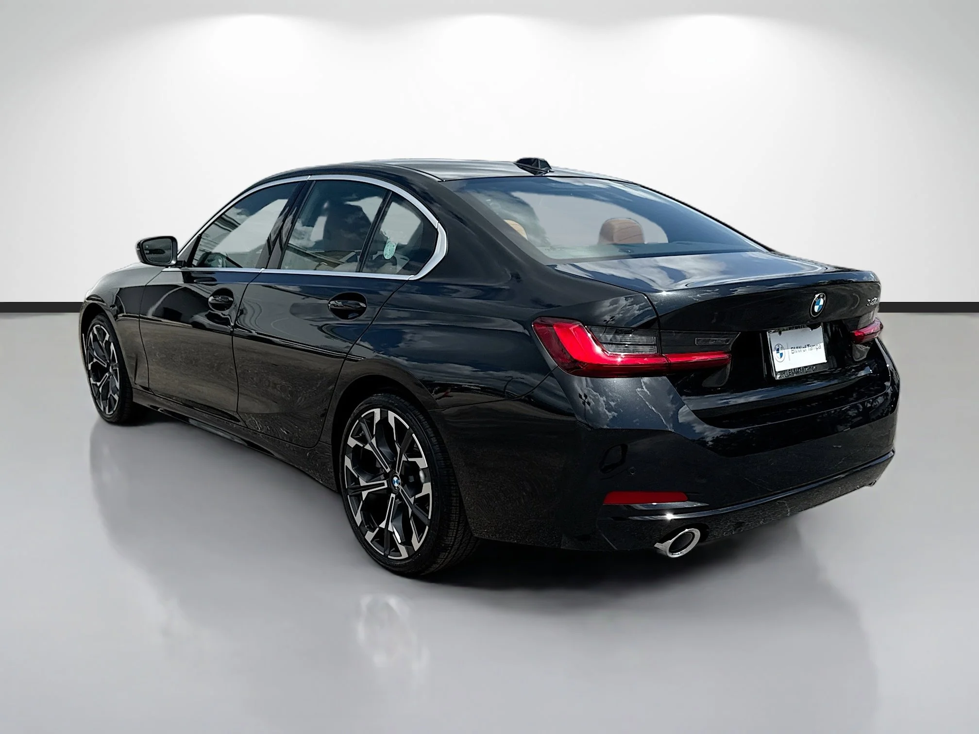 New 2026 Black Sapphire Metallic BMW 330i NA image 5