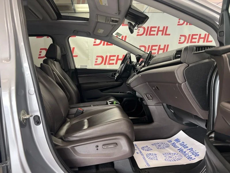 Used 2019  Honda EX-L image 14