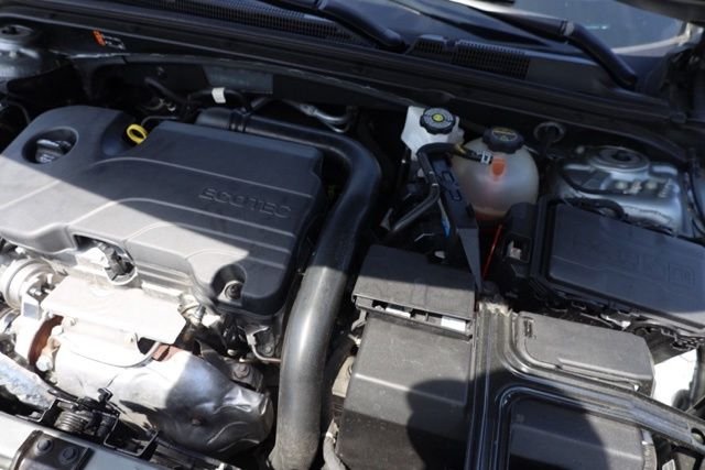 Used 2025 Gray Chevrolet LS image 36