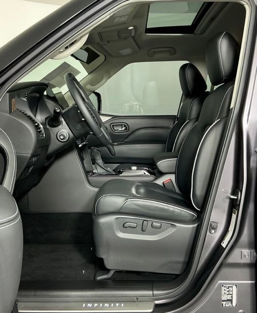 Used 2024 Gray INFINITI Premium Select image 14