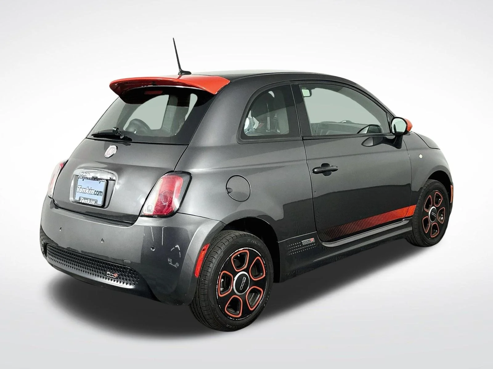 Used 2014 Granito Lucente (Granite Crystal) FIAT Battery Electric image 8