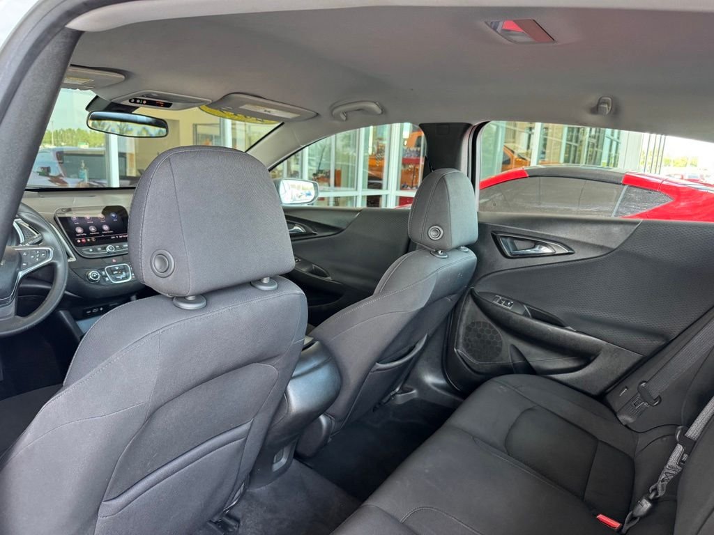 Used 2019 White Chevrolet LS image 19