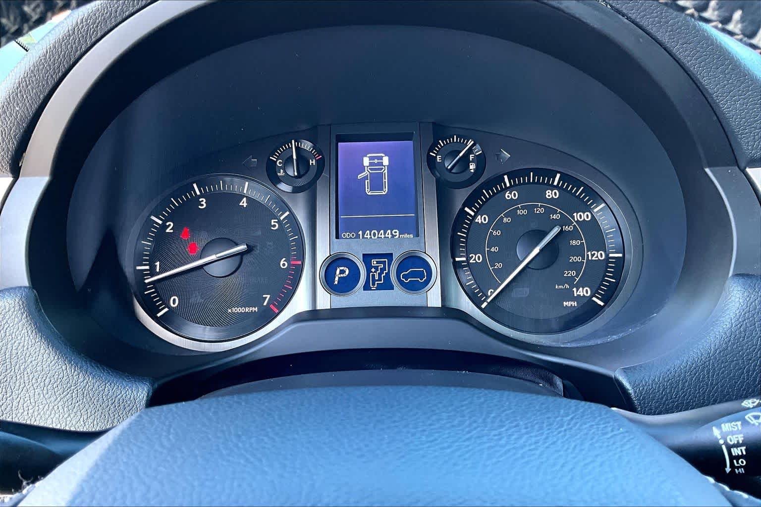 Used 2015 Silver Lining Metallic Lexus  image 24