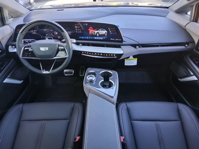 2026 Cadillac OPTIQ Luxury - Photo 9